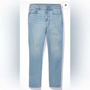 AE Strigid Mom Jean - Blue Breeze
